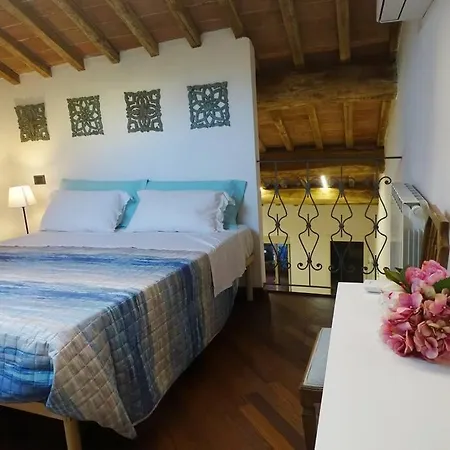 Daire Casa Tecla Alle Mura Della Citta