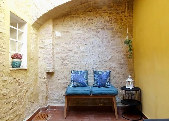 Casa Tecla Alle Mura Della Citta *