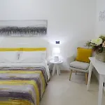 Casa Tecla Alle Mura Della Citta Apartment
