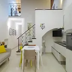 Apartment Casa Tecla Alle Mura Della Citta *